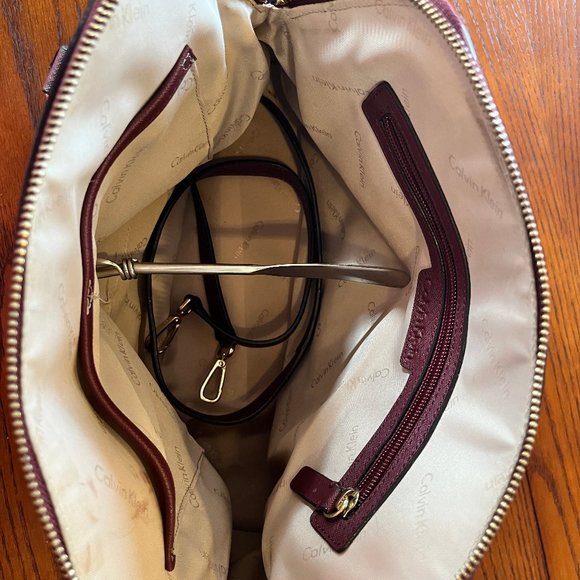 Vintage Calvin Klein Saffiano Leather Bag – Maroon - Picture 5 of 5